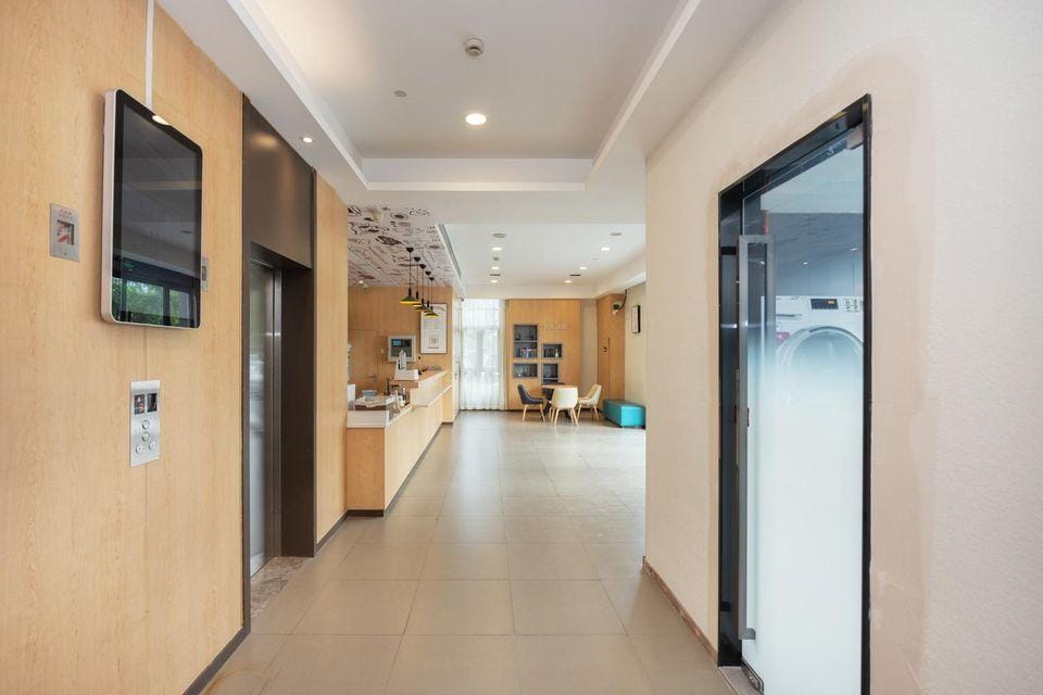 Hanting Hotel Jiaxing Xiuzhou Avenue Hotel in Suzhou