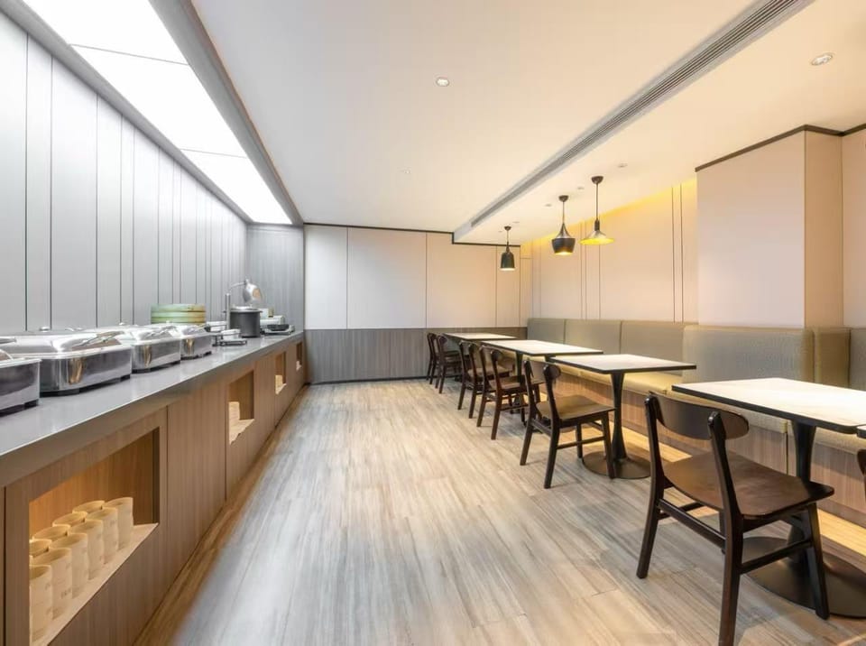 Hanting Hotel Luliang Century Plaza Hotel in China