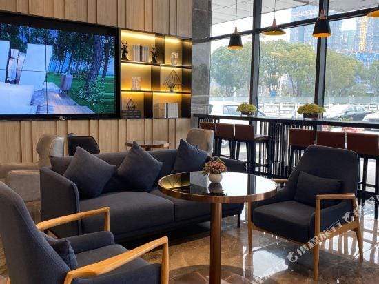Echarm Hotel (Nanjing Lishui Railway Station & Wuzhou Commerce and Trade Mall) Hotel in Nanjing