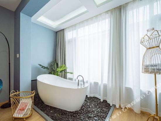 Shanghai Lan House Hotel in Shanghai