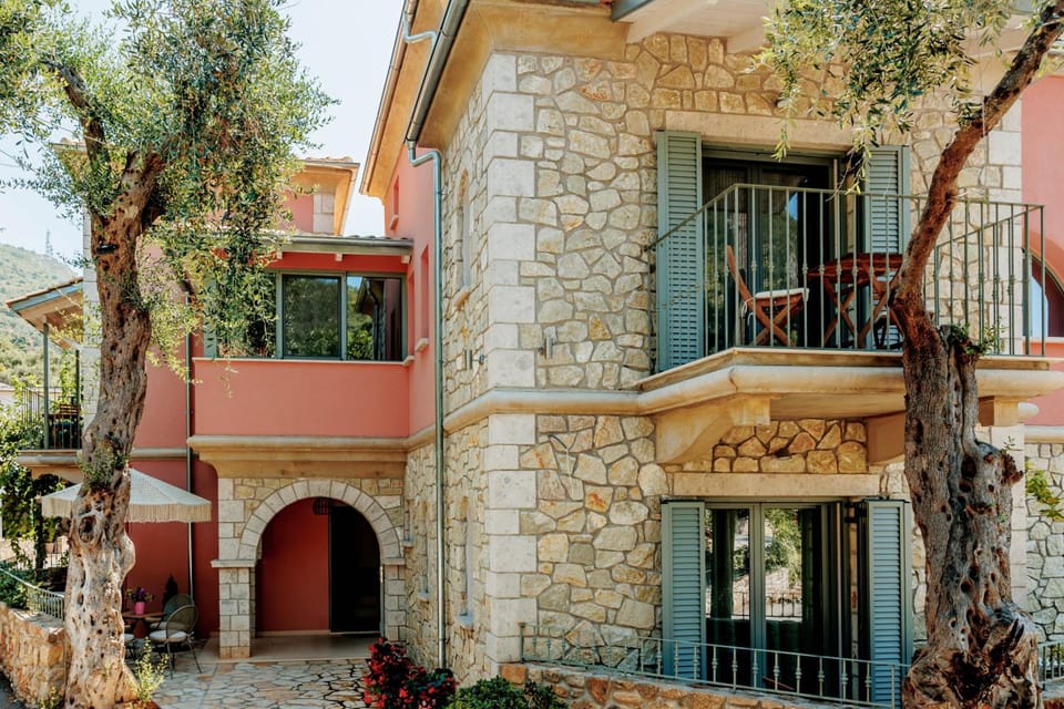 PargaMondo Countryliving Apartment hotel in Peloponnese, Western Greece and the Ionian
