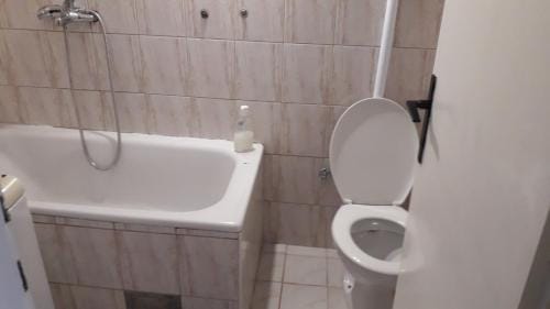 Guesthouse Ljilja - apartment with balcony 2 Hotel in Kotor Municipality