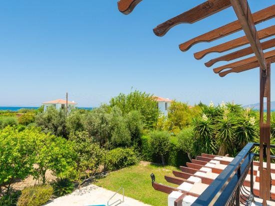 Sun Beach Villa Thio Large Private Pool Walk to Beach A C Wifi Car Not Required - 2840 Hotel in Poli Crysochous