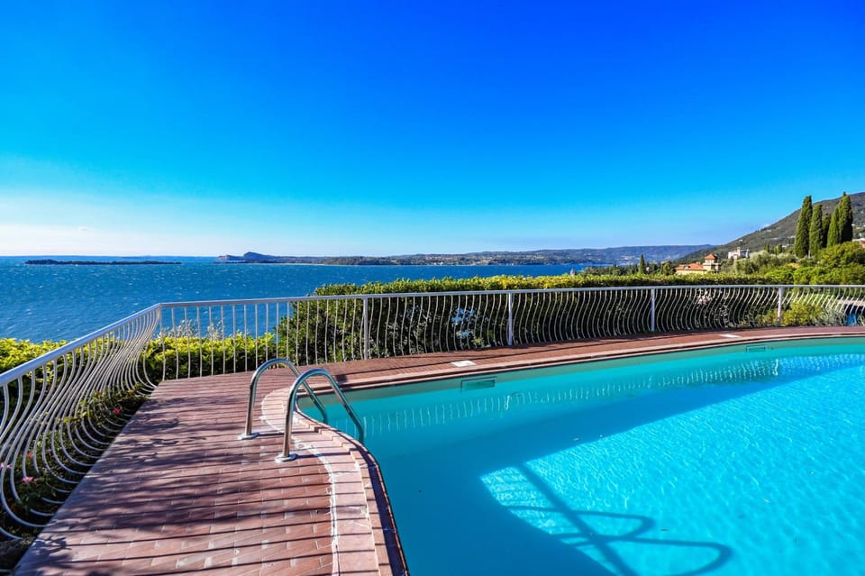 La Villa Fasano Apartment hotel in Lake Garda