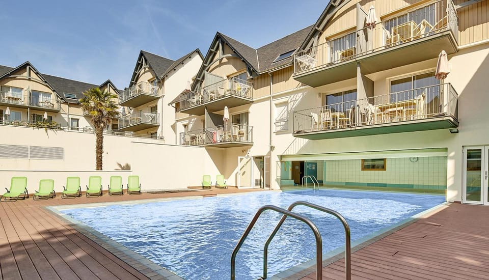 Residence Vacances Bleues Les Jardins d'Arvor Apartment hotel in Bénodet