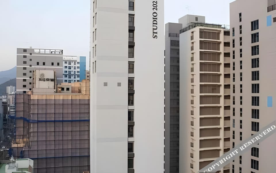 Busan Studio202 Motel in Busan