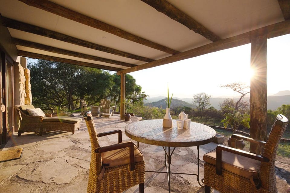 Tomjachu Bush Retreat Lodge in South Africa