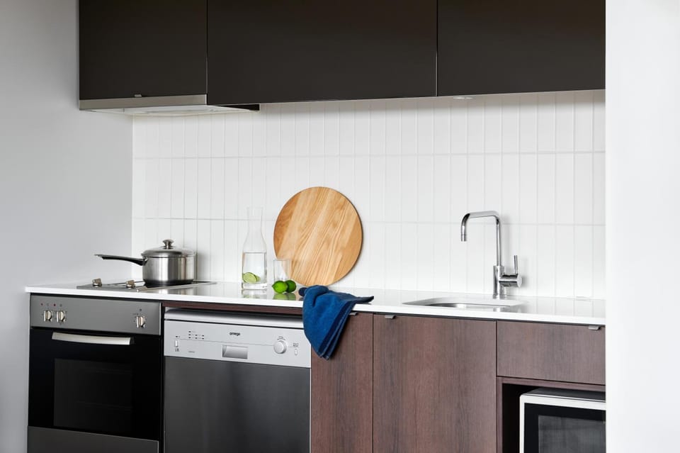 Dandenong Central Apartment Hotel Apartment hotel in Melbourne