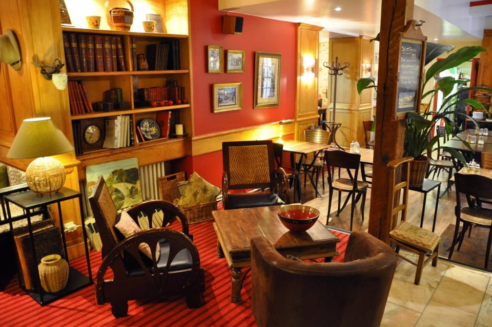 Bar/lounge