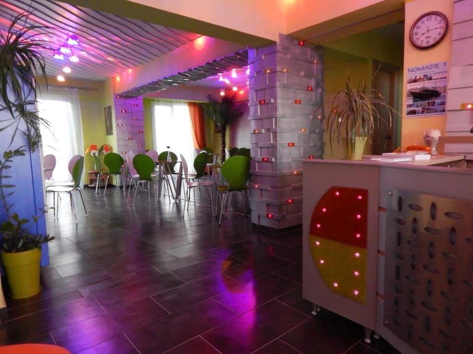 Bar/lounge