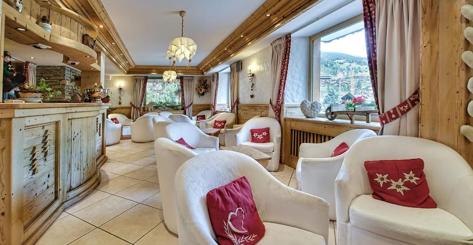 Hotel les Sapins Hotel in La Clusaz