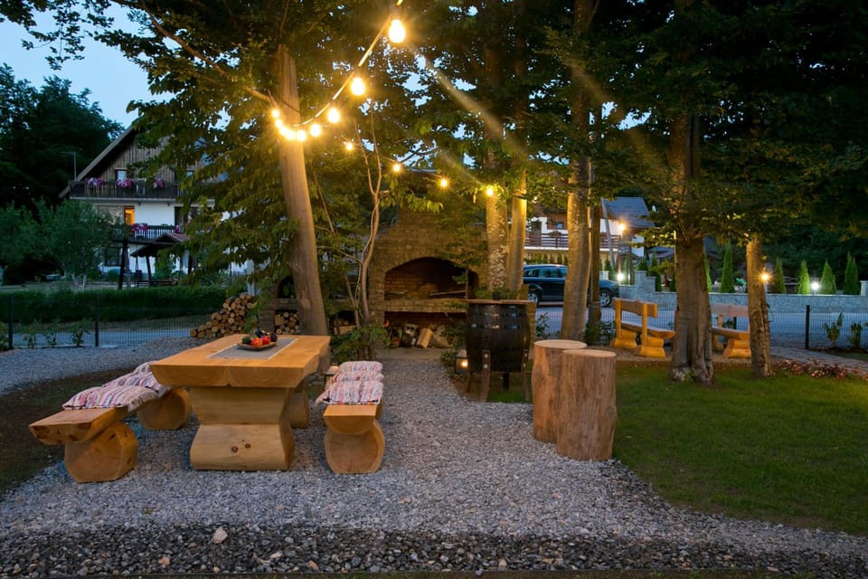 B&B Plitvice Holiday Lodge Hotel in Jezerce