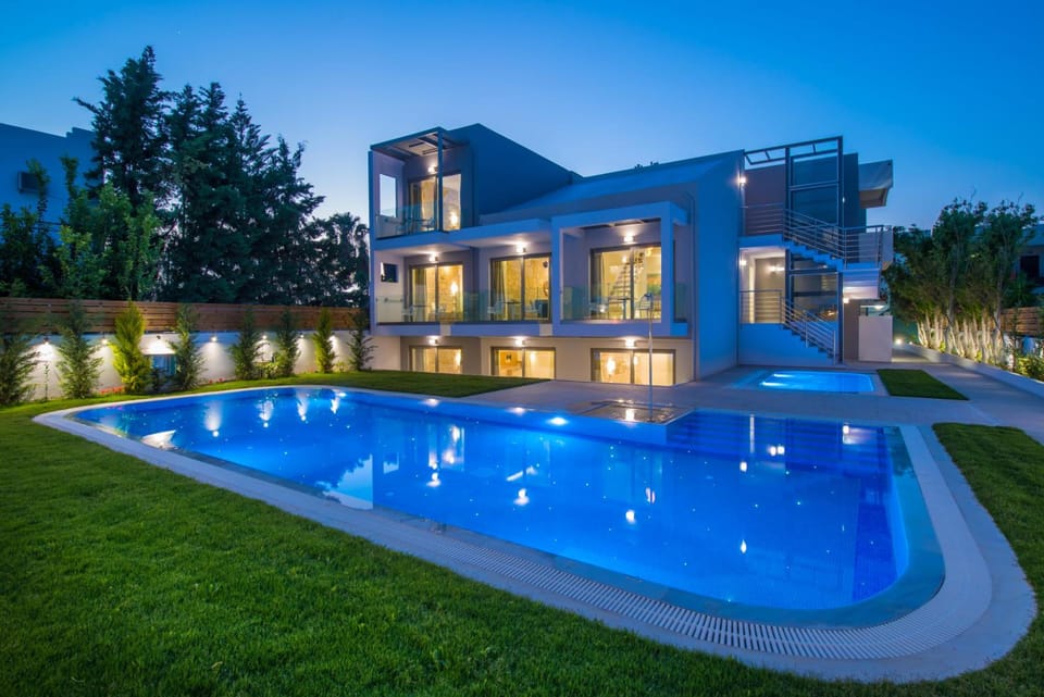 Mary Hotel & Mary Royal Suites Apartment hotel in Rethymno