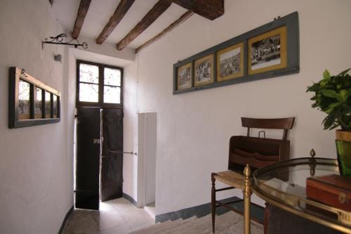 WineBikeHostel Hotel in Liguria