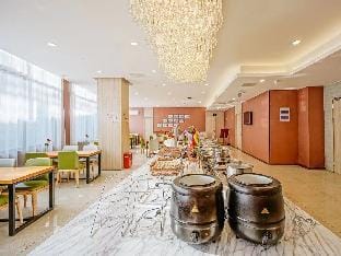 Hanting Premium Hotel Youjia Nanjing Olympic Sports Center Hotel in Nanjing