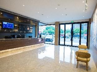 Hanting Premium Hotel Youjia Jiangyin Xiagang Hotel in Suzhou