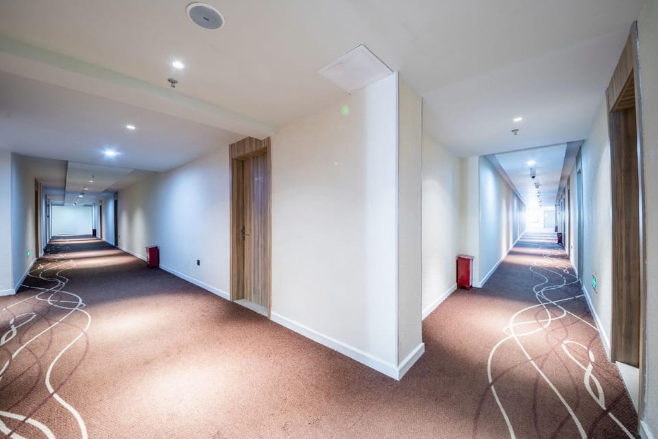 Hanting Premium Hotel Youjia Kunming Century Jinyuan Plaza Hotel in China