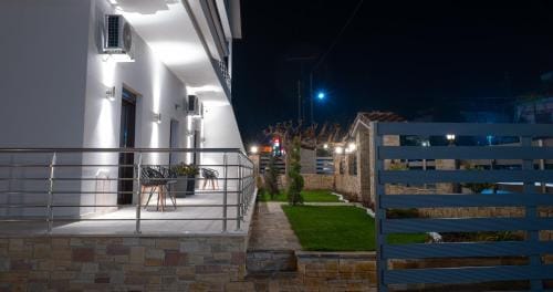 Zillis Apartments Hotel in Decentralized Administration of Macedonia and Thrace