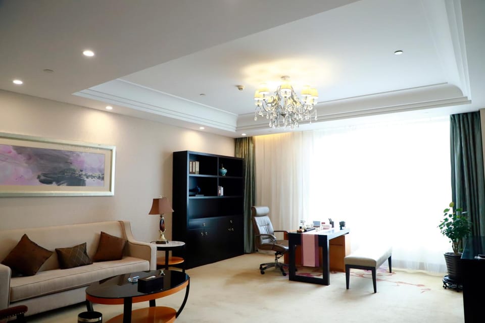 Wyndham Xinyang Downtown Hotel in Hubei