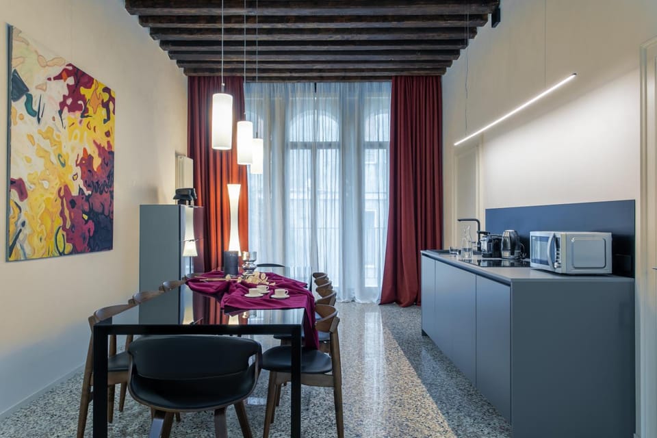 Palazzo Venere Apartments Hotel in Venice