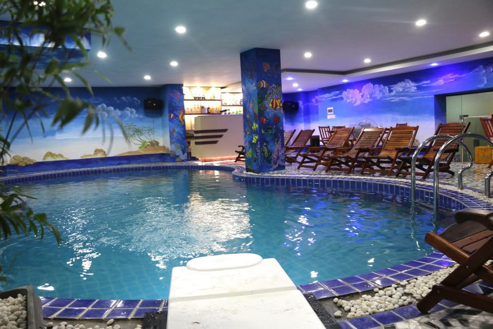 Swimming pool