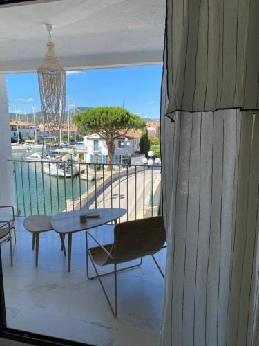 Lostane - Villa sur le toit Hotel in Cogolin