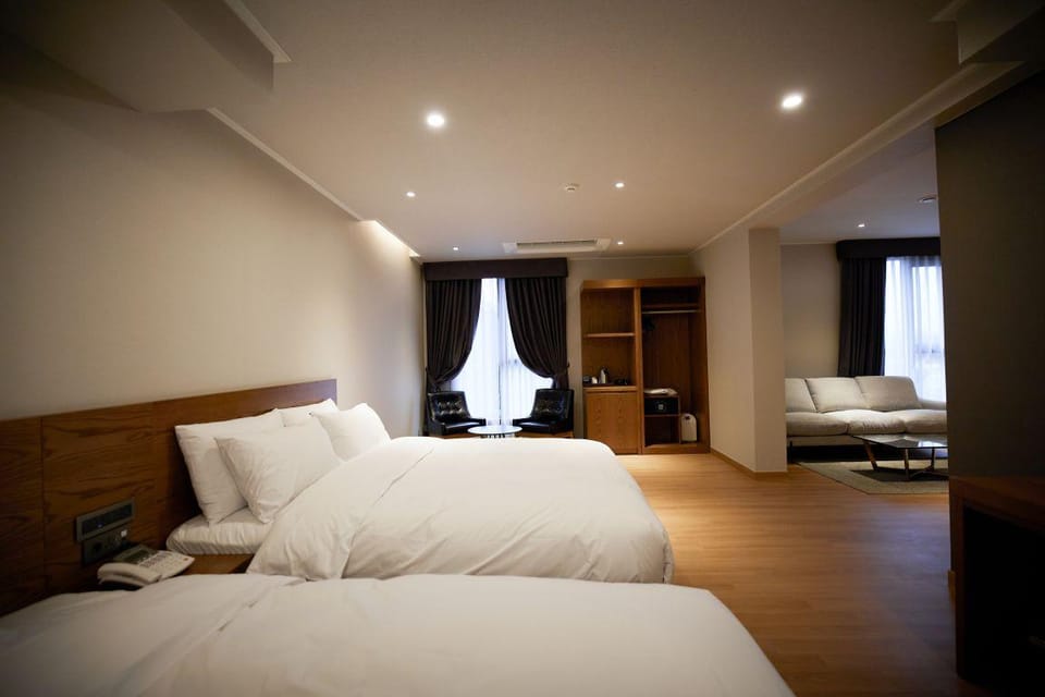 Guestroom