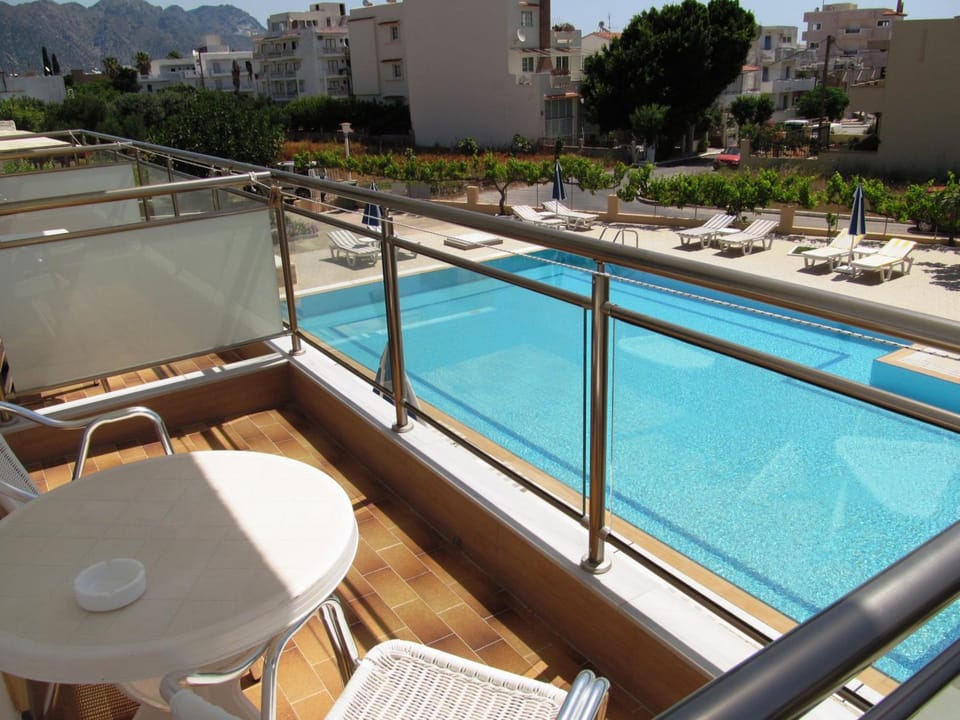 Paraschos Studios Kos Hotel in Kardamena