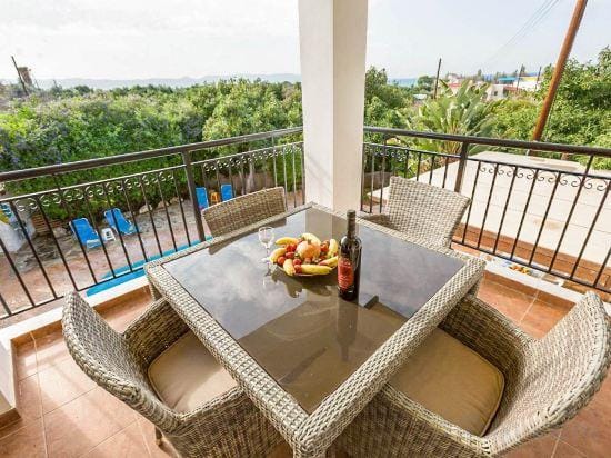 Villa Kleopatra Hotel in Poli Crysochous