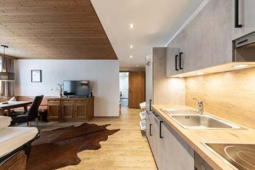 Pension St.Lukas Hotel in Trentino-South Tyrol