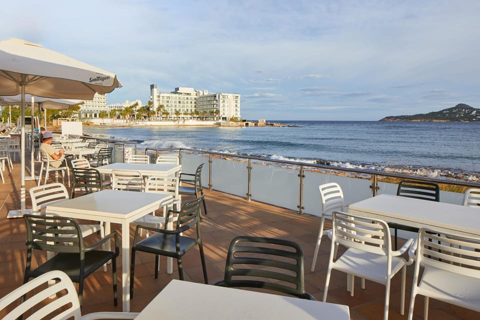 Playa Bella Beach Apartments Apartment hotel in Ibiza