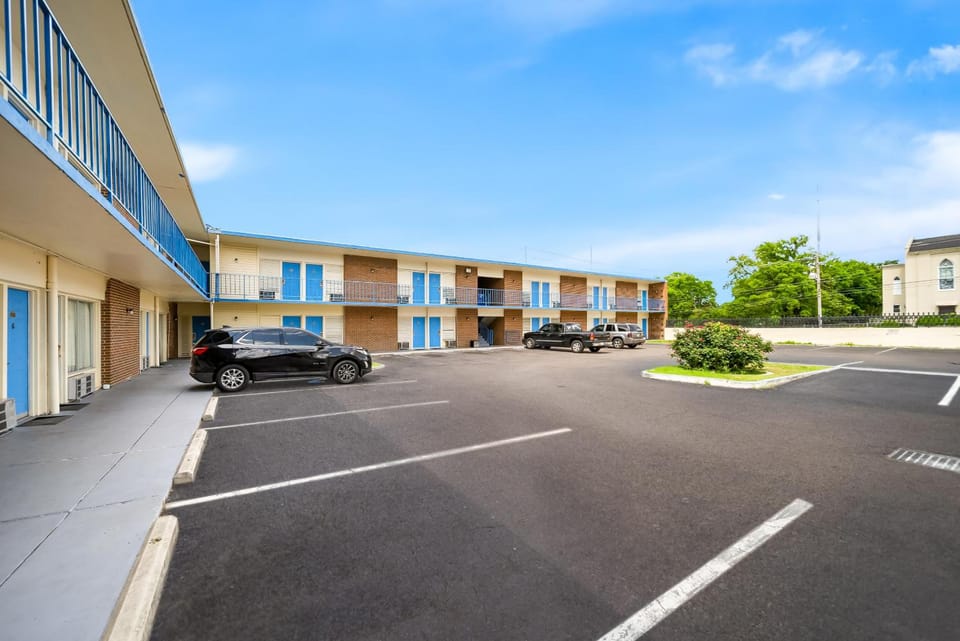 Capitol Inn and Suites Hotel in Montgomery