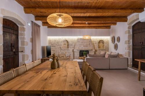 Kontis Village Hotel in Crete