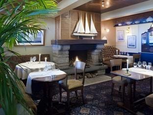 Hotel Restaurant Le Cap Hotel in Barneville-Carteret