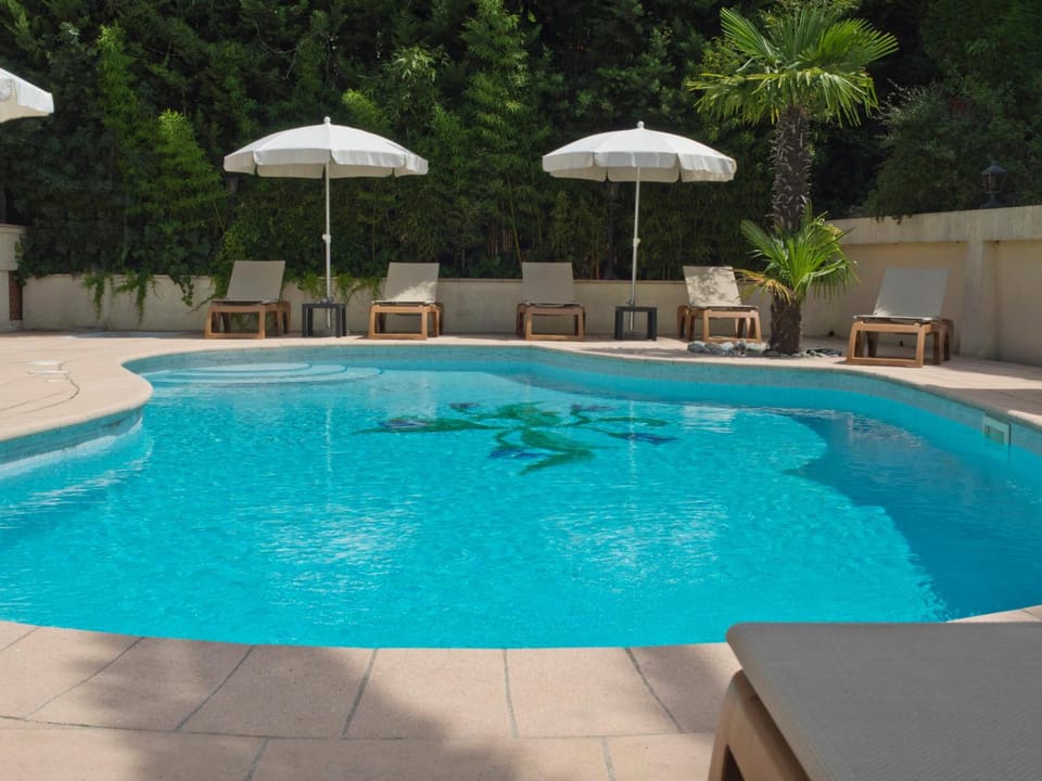 Hotel Les Oliviers Hotel in Fayence