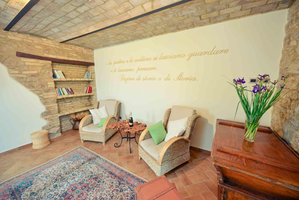 Shared lounge/TV area