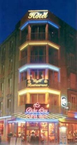 Hotel Le Richelieu Hotel in Normandy