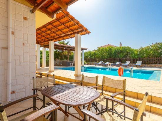 Ekklisies Dio Large Private Pool A C Wifi - 2089 Hotel in Crete
