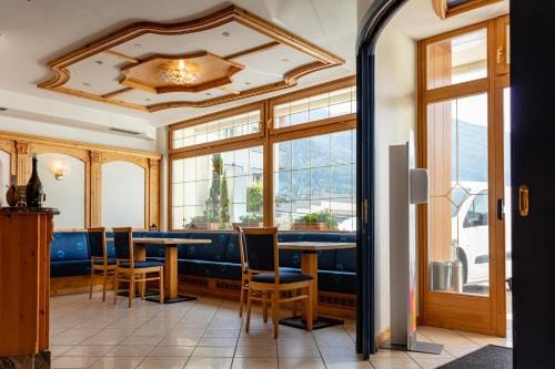 Hotel Lory - Molveno - Dolomiti Hotel in Molveno