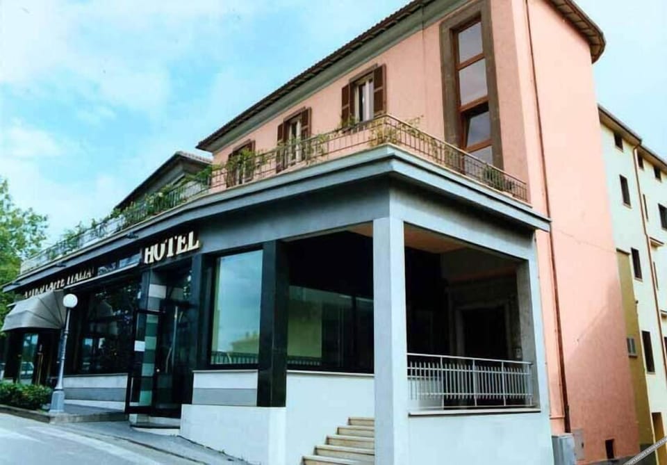 Hotel Italia & Lombardi Hotel in Montefiascone