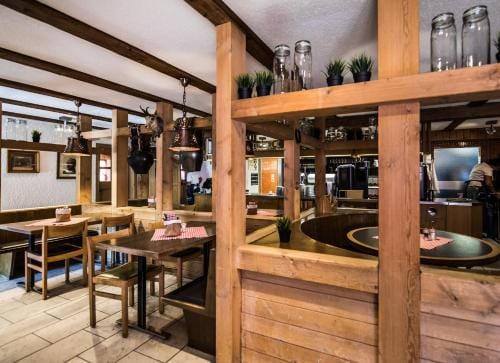 Berggasthaus Piz Calmot Hotel in Canton of Grisons