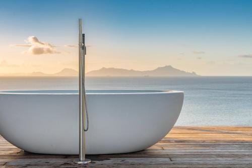 Andersons Cove Luxury Accommodation Lodge in Auckland Region
