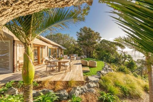 Andersons Cove Luxury Accommodation Lodge in Auckland Region