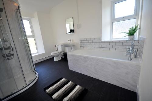 Heritage Holiday Accommodation Hotel in Wales