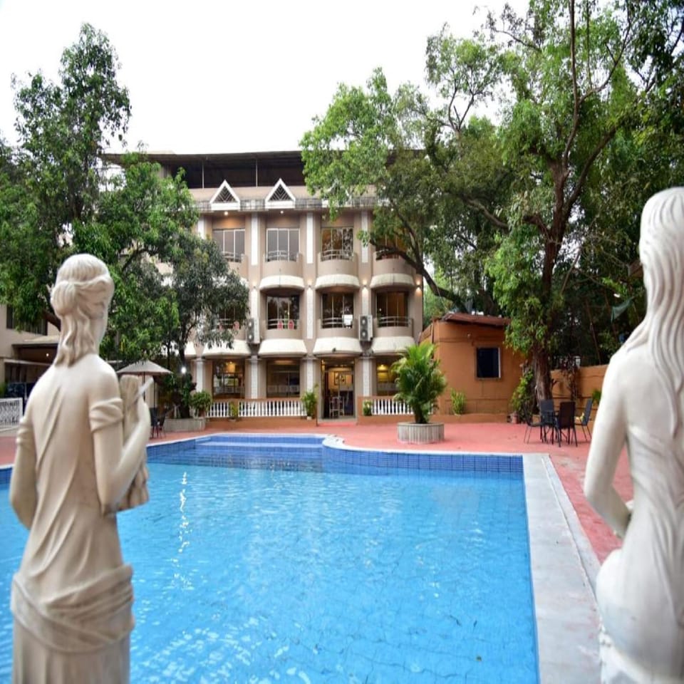 Solitaire Signature Resort, Lonavala Hotel in Lonavla
