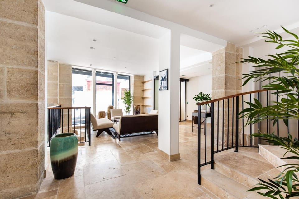 Quartier Libre - Saint Georges Apartment hotel in Paris