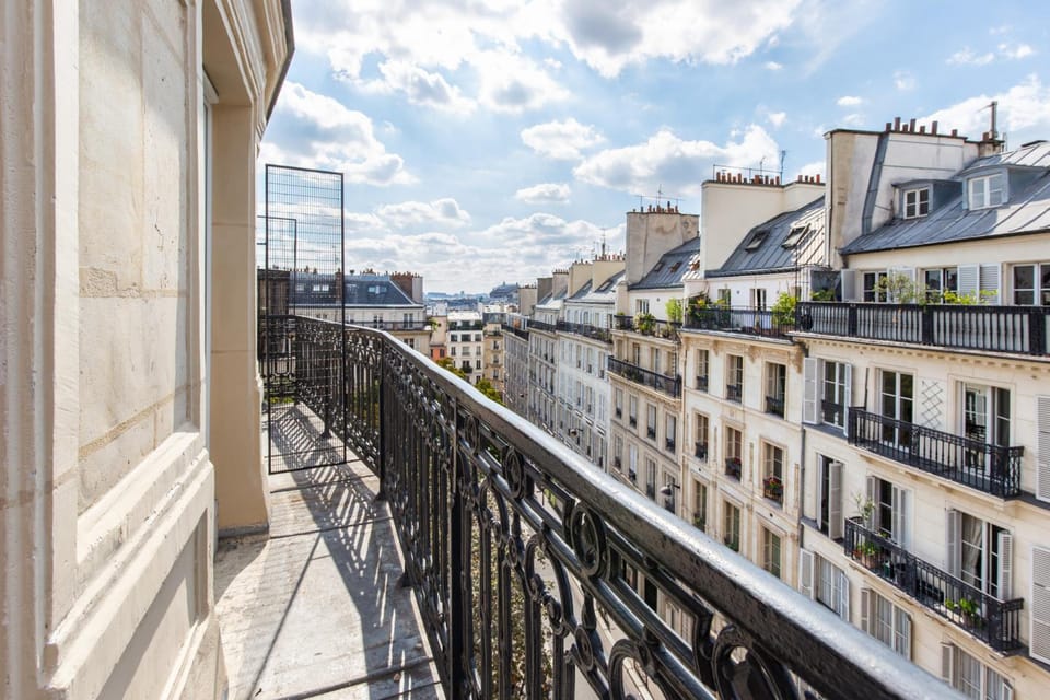Quartier Libre - Saint Georges Apartment hotel in Paris