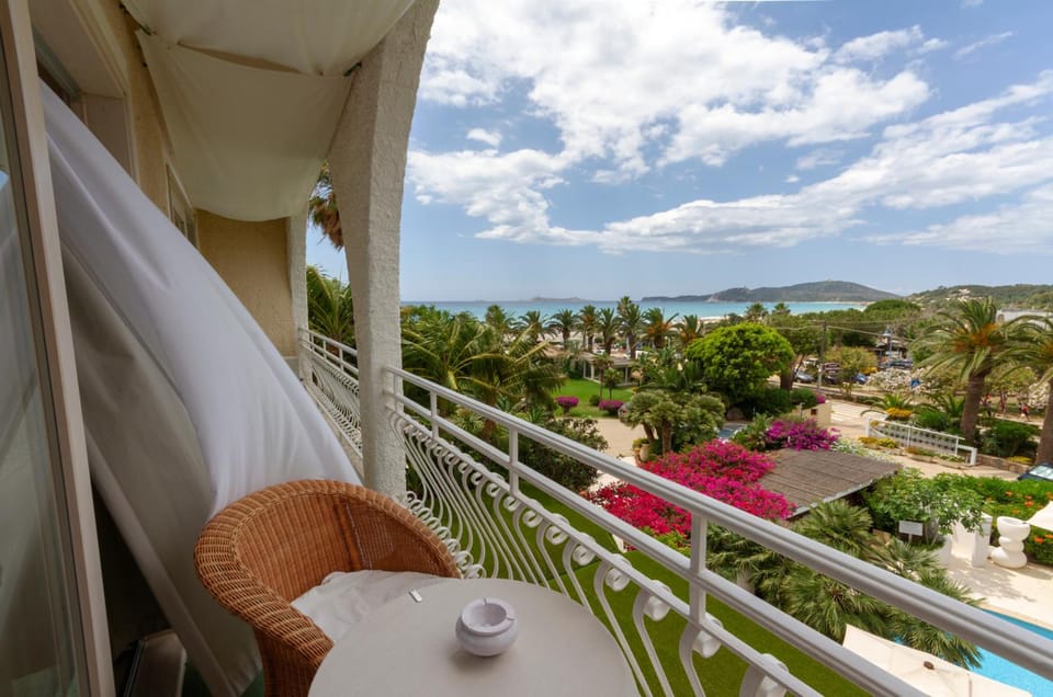 Hotel Simius Playa Hotel in Sardinia