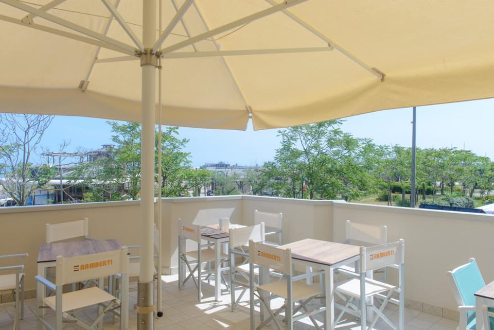 Hotel Paloma Beach Front Chiringuitos Time Hotel in Rimini