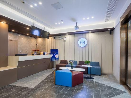 Feiyue Hotel (Shanghai University Jiading North Subway Station) Hotel in Shanghai
